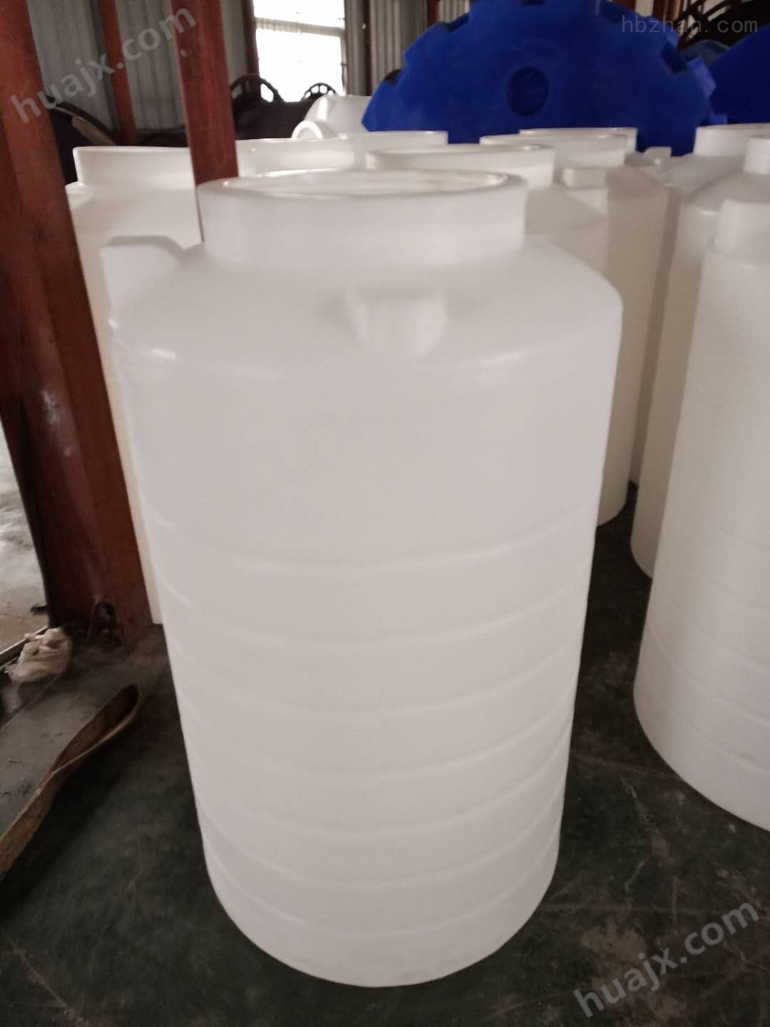 300L塑料水箱 0.3立方外加剂储罐