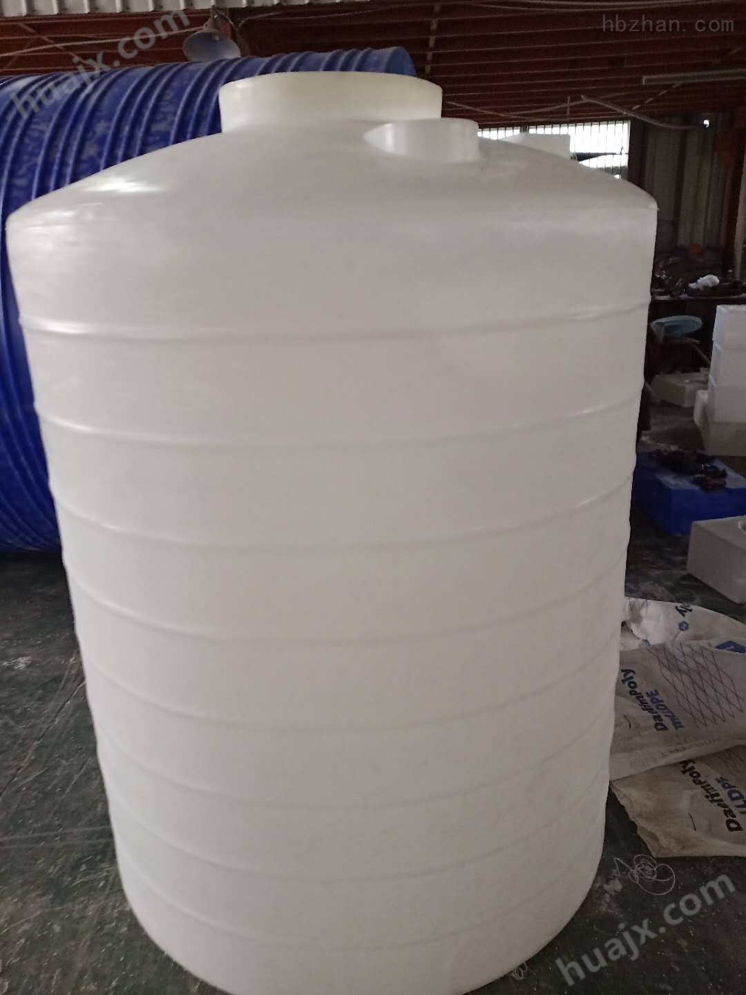 大理2立方塑料化工桶 2立方液碱储罐