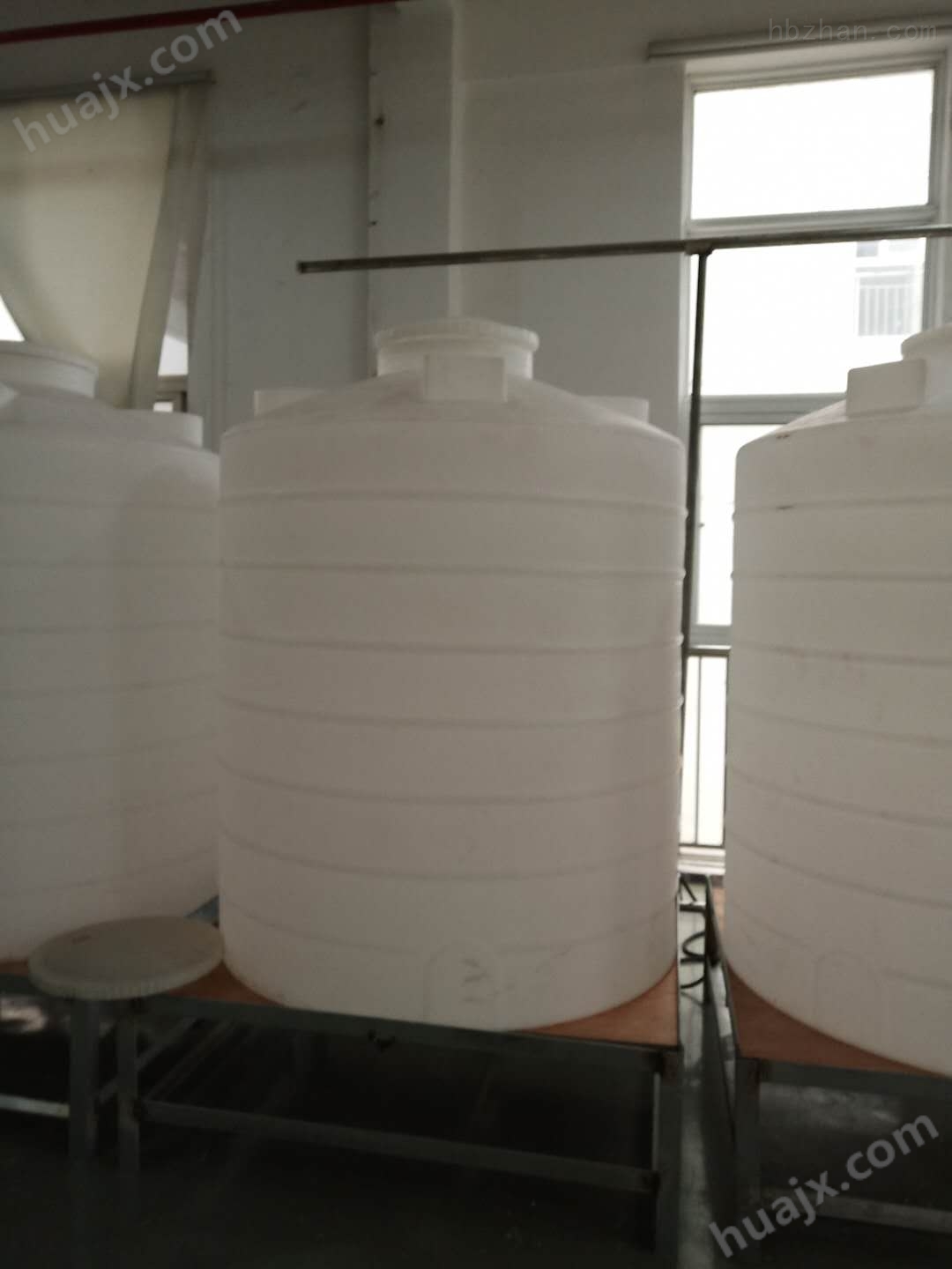 1吨立式塑料水箱 1立方硫酸储罐