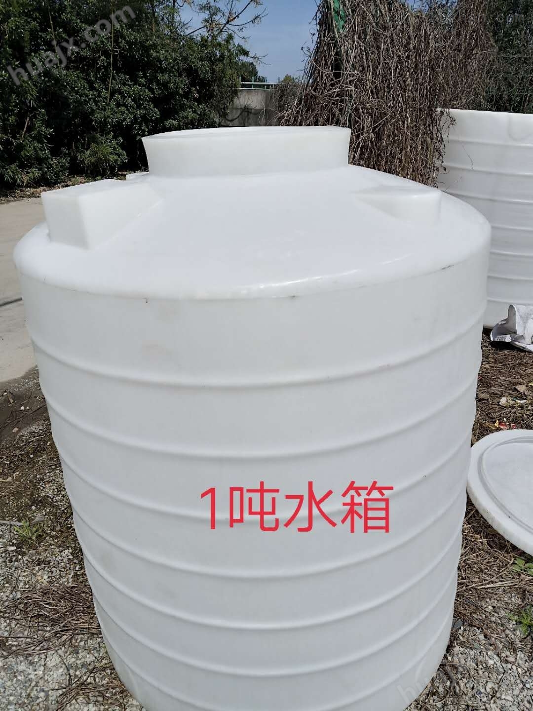 1吨大型储罐 1立方塑料平底水箱