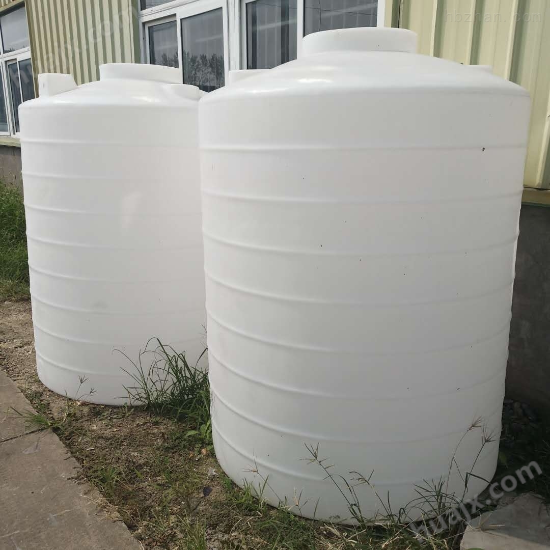 大理2立方大型水箱 2吨减水剂储罐